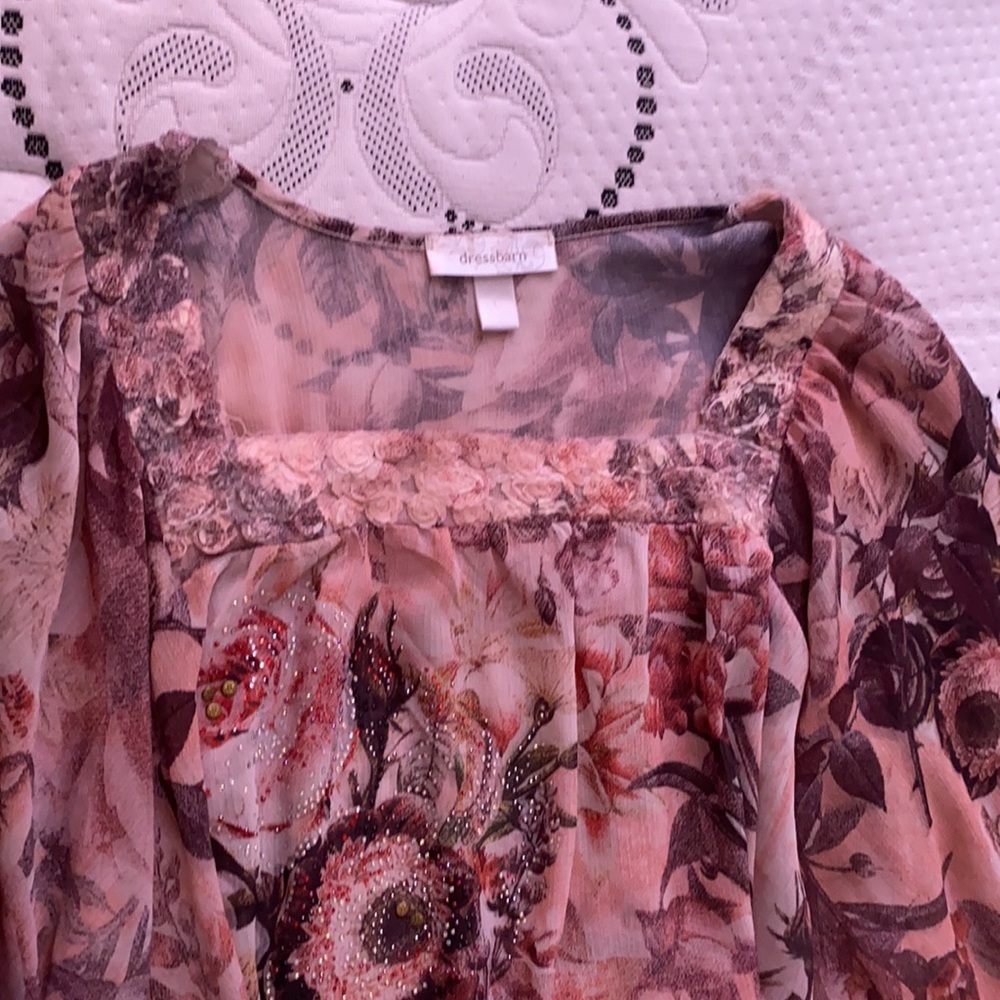 Flowy Top - Picture 2 of 4